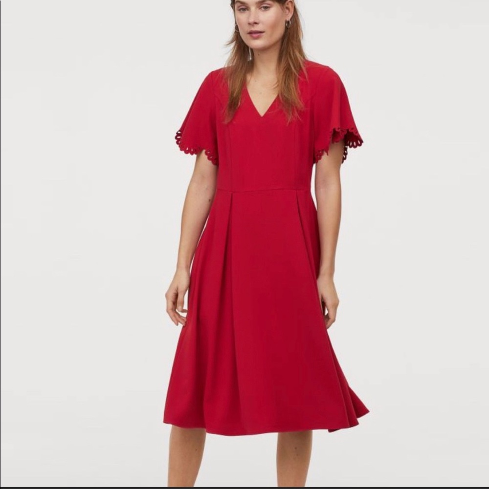 Womens H&M red flutter sleeve midi dress sz 2